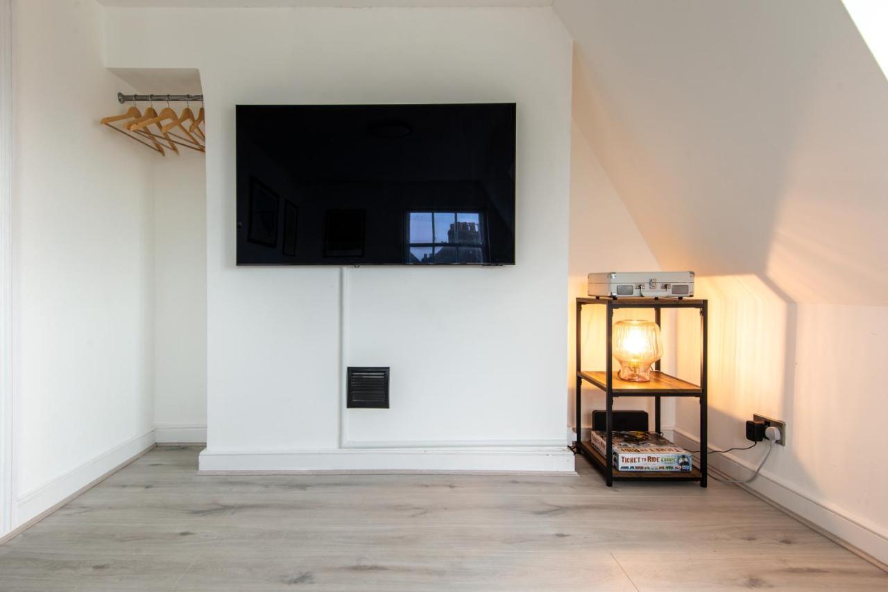 Central One-Bedroom, 99 Steps To The Sea Brighton Exterior foto